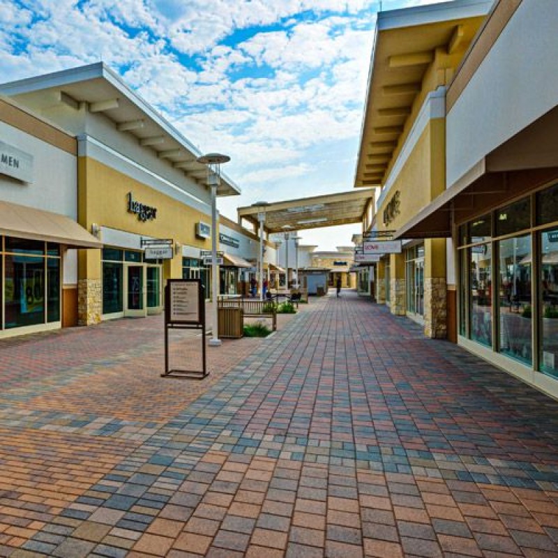 Paragon Outlets of Grand Prairie